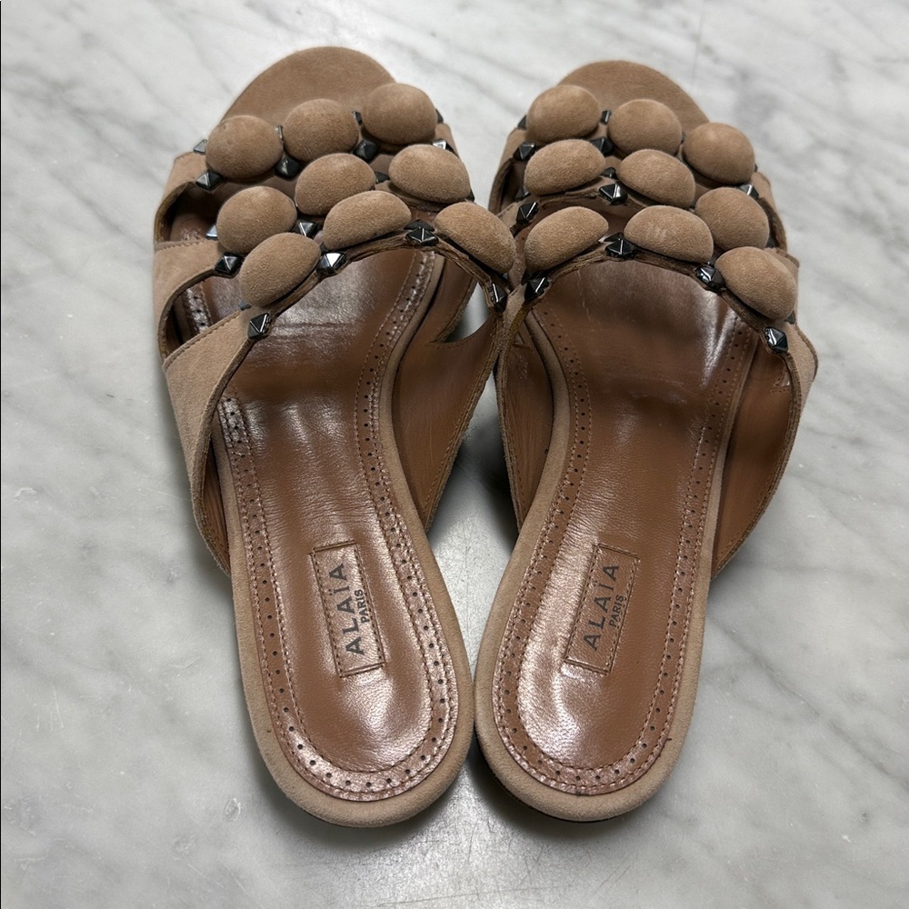 Alaia La Bombe Suede Flats size 38 in Nude - Picture 4 of 12